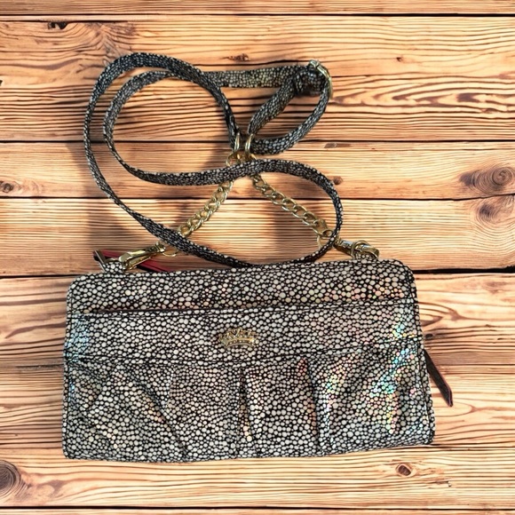 Juicy Couture Black and Gold Wallet with Elegant Design - Picture 1 of 10